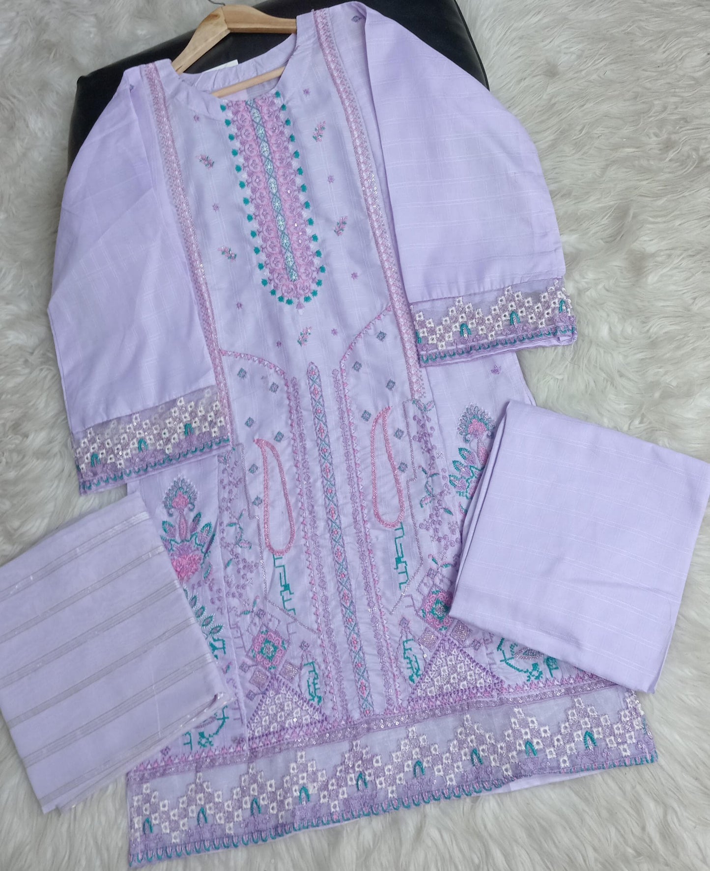 3 PIECE - EMBROIDERED DORIA COTTON SUIT
