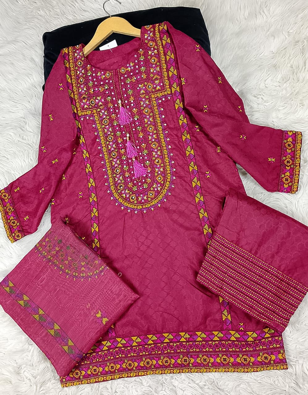 3 PIECE - EMBROIDERED DORIA COTTON SUIT