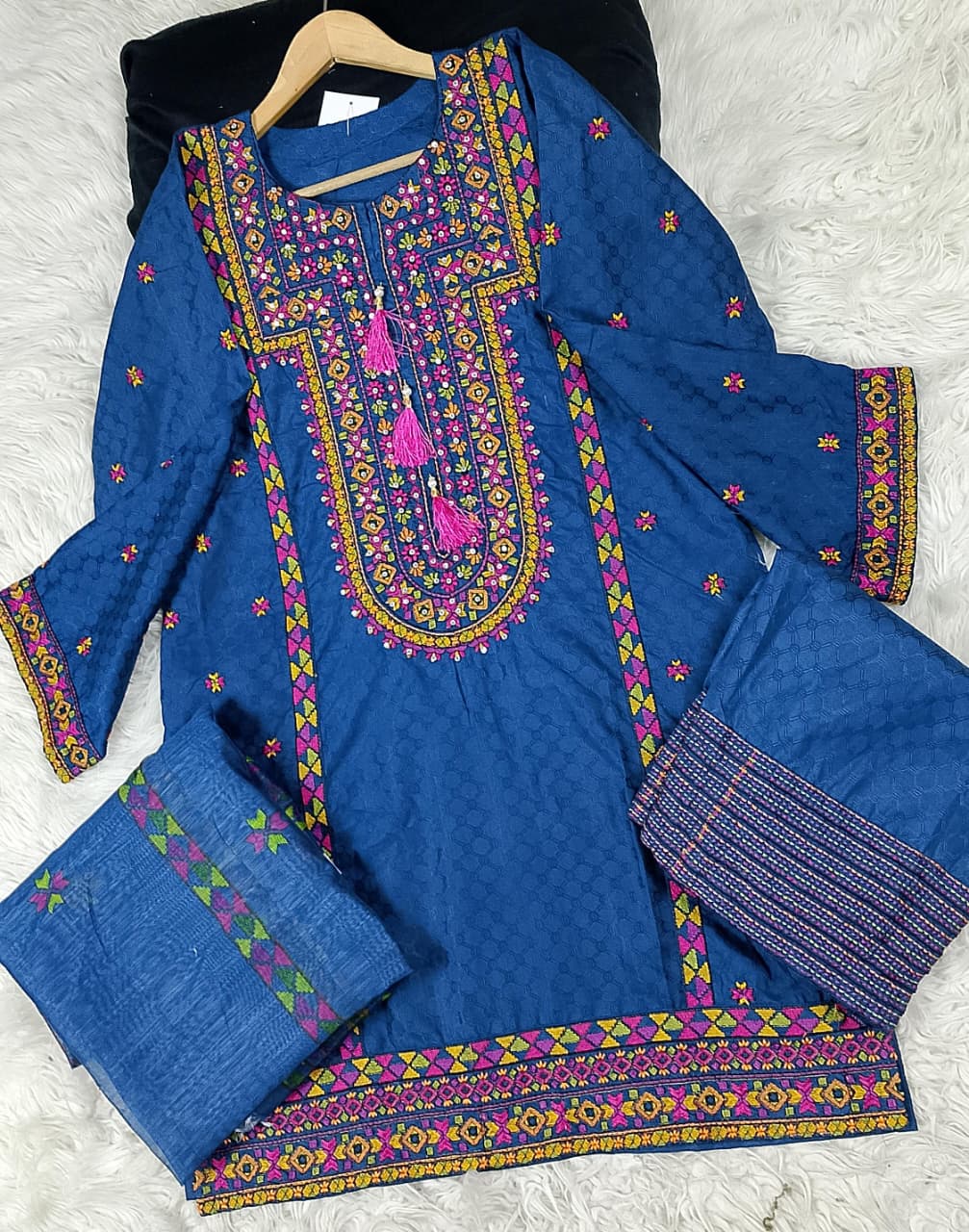 3 PIECE - EMBROIDERED DORIA COTTON SUIT