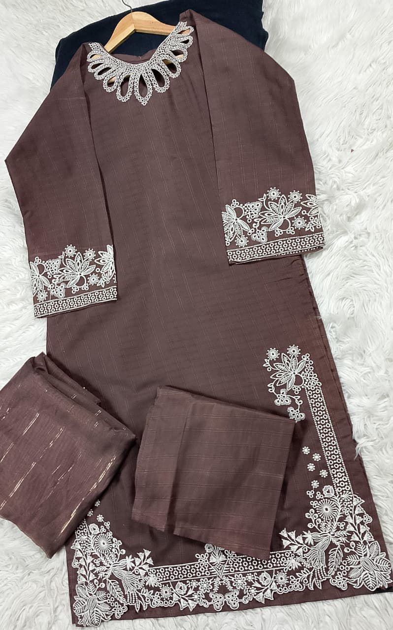3 PIECE - EMBROIDERED DORIA COTTON SUIT