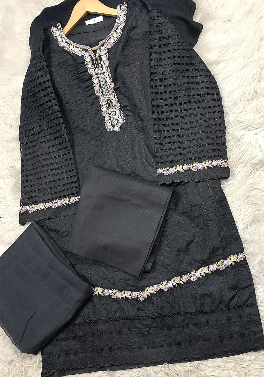 3 PIECE - EMBROIDERED LAWN SUIT