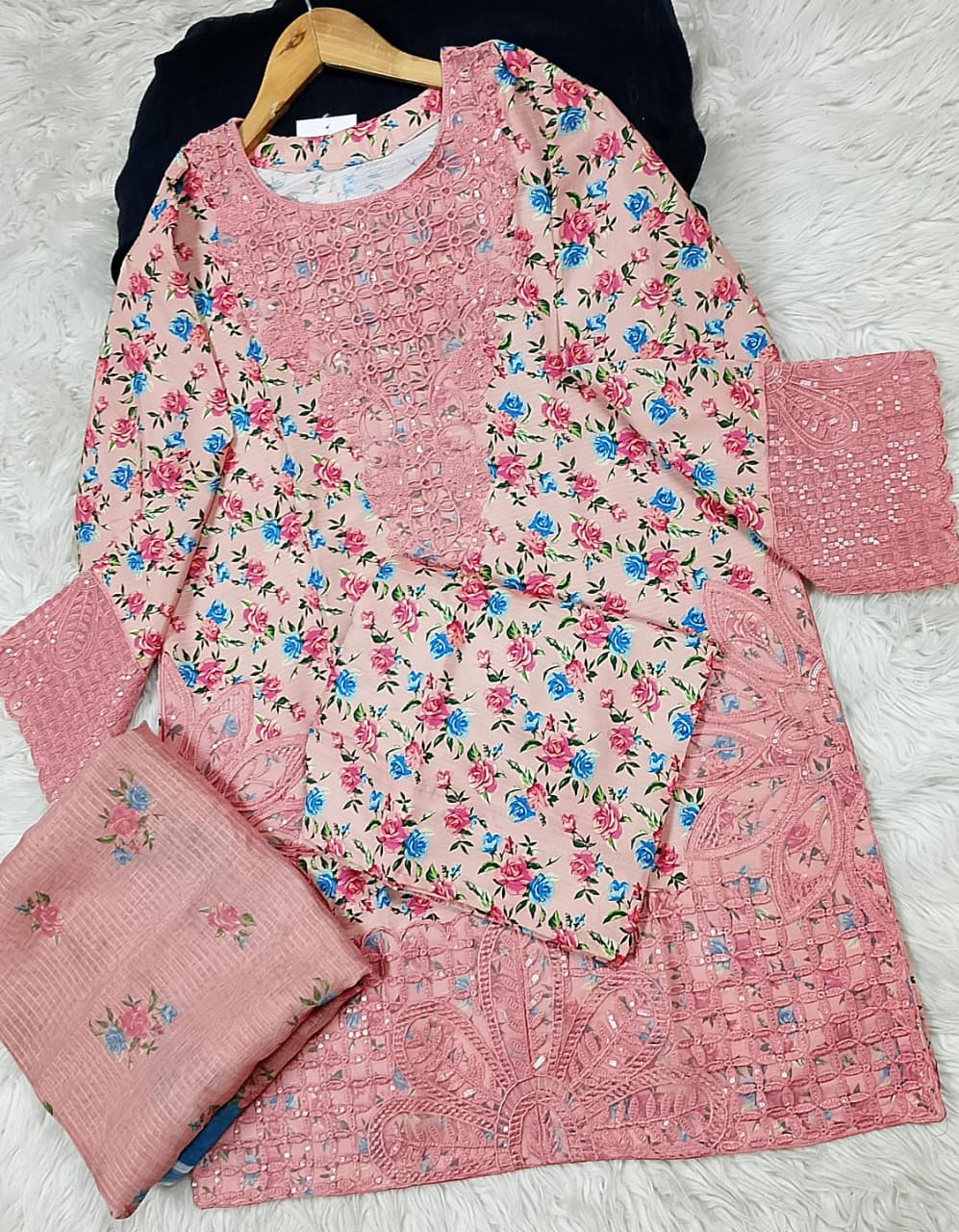 3 PIECE - EMBROIDERED LAWN SUIT