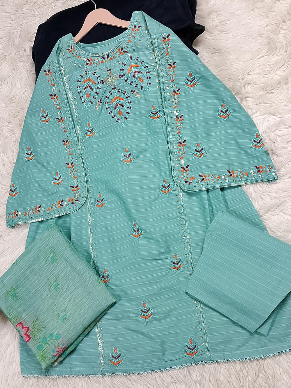 3 PIECE - EMBROIDERED LAWN SUIT
