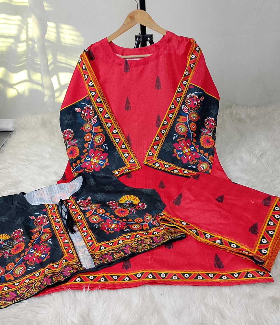 2 PIECE - EMBROIDERED LAWN SUIT