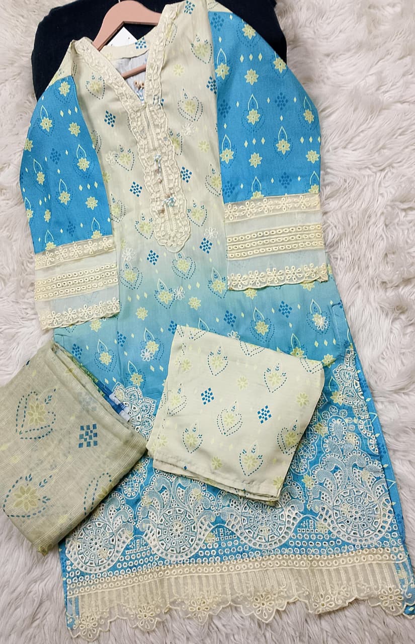 3 PIECE - EMBROIDERED LAWN SUIT
