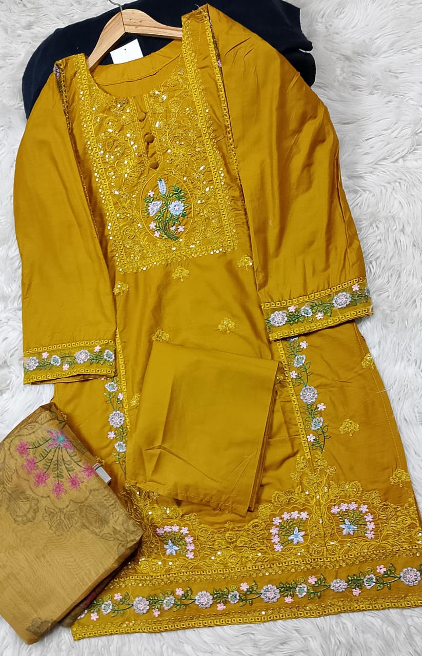 3 PIECE - EMBROIDERED LAWN SUIT