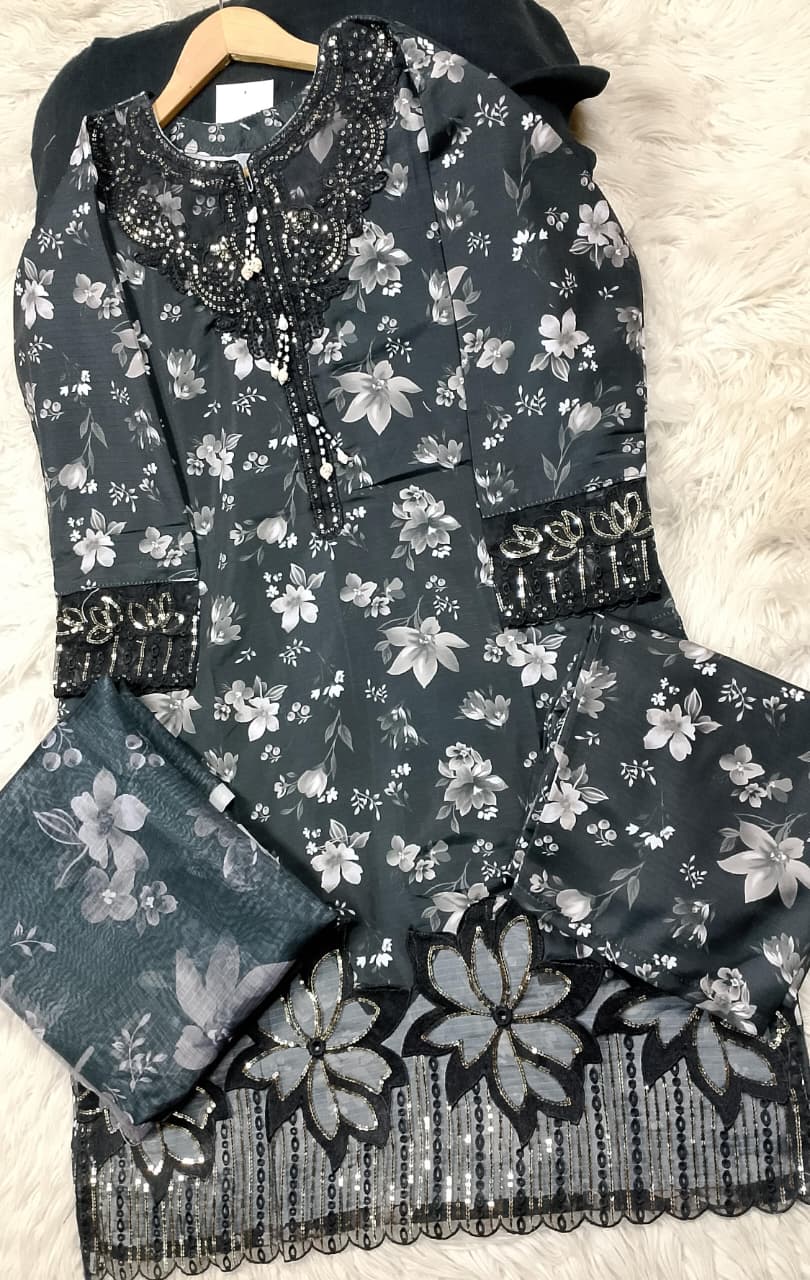 3 PIECE - EMBROIDERED LAWN SUIT