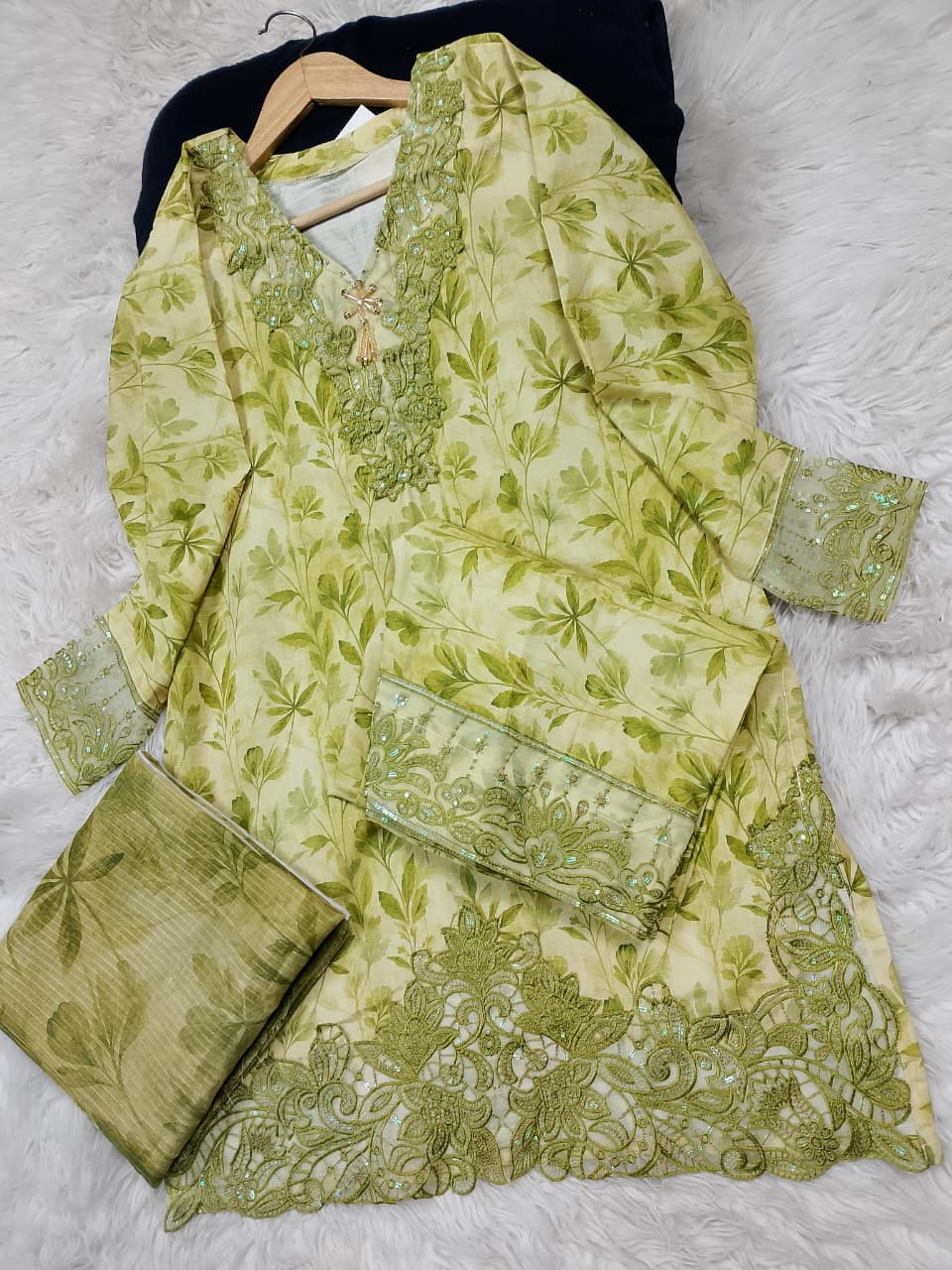 3 PIECE - EMBROIDERED LAWN SUIT