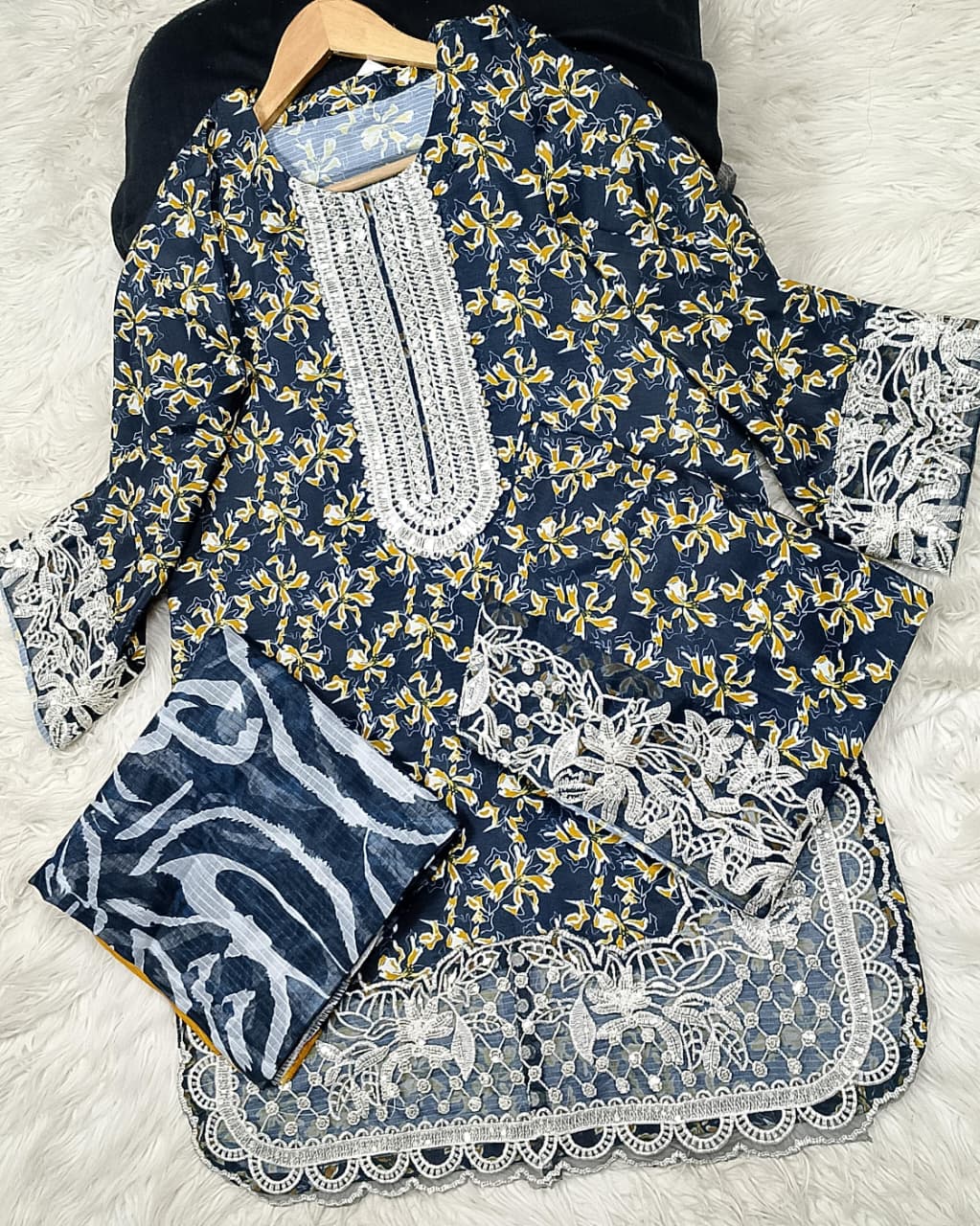 3 PIECE - EMBROIDERED LAWN SUIT