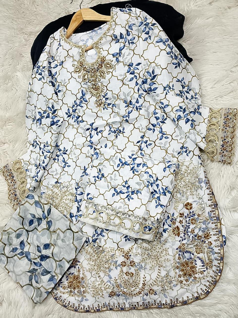 3 PIECE - EMBROIDERED LAWN SUIT