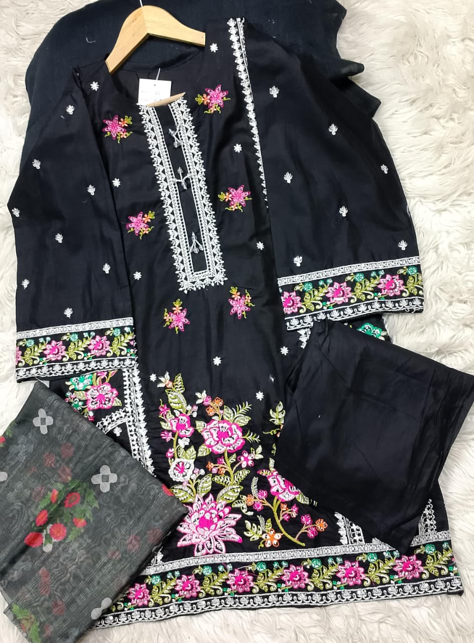 3 PIECE - EMBROIDERED LAWN SUIT