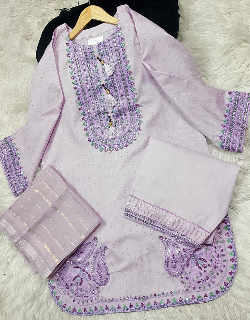 3 PIECE - EMBROIDERED LAWN SUIT