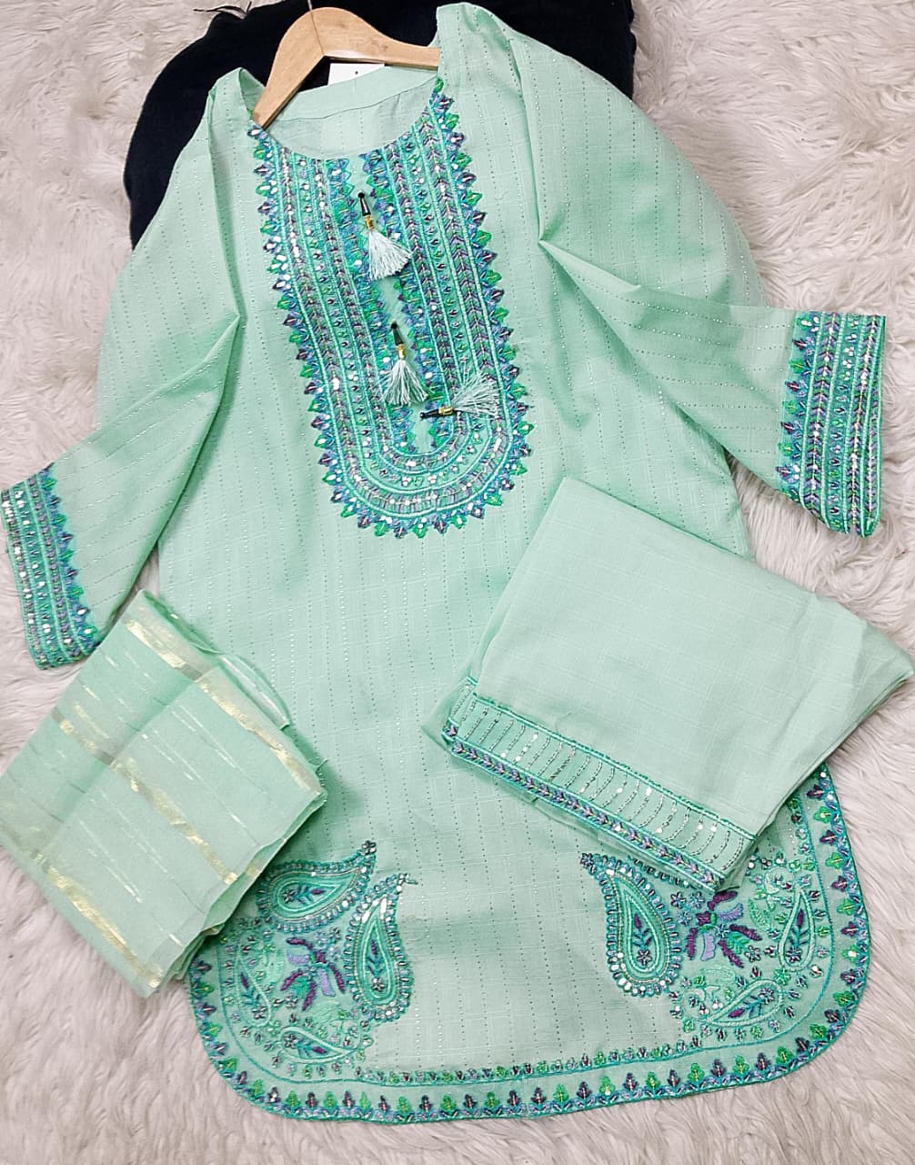 3 PIECE - EMBROIDERED LAWN SUIT