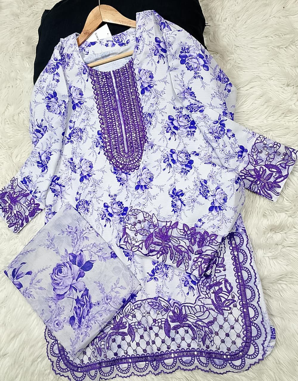 3 PIECE - EMBROIDERED LAWN SUIT