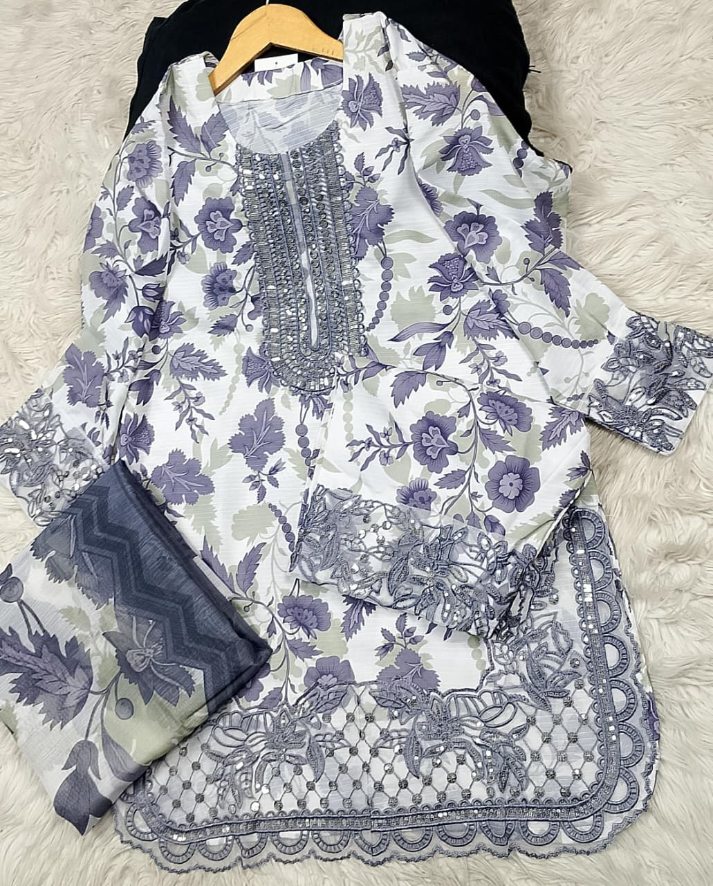 3 PIECE - EMBROIDERED LAWN SUIT