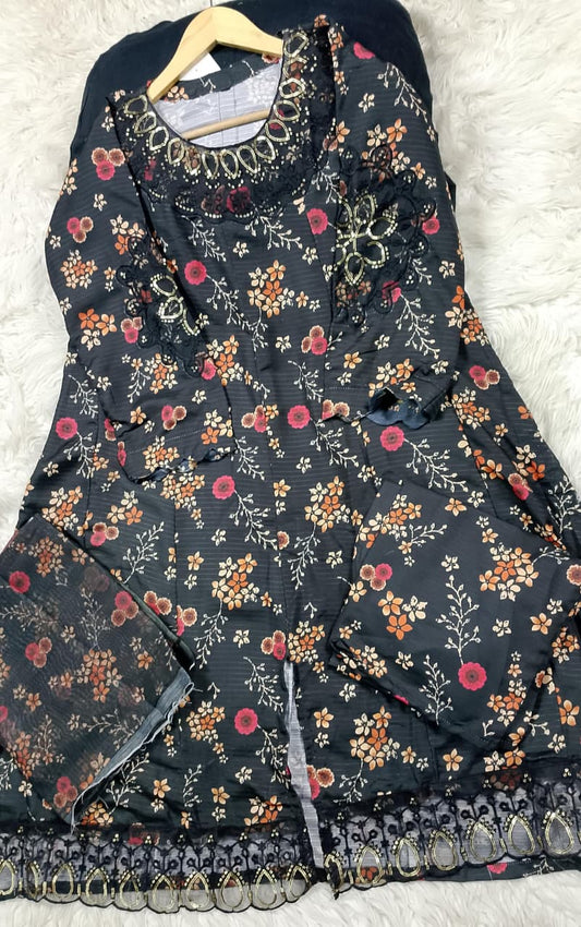 3 PIECE - EMBROIDERED LAWN SUIT