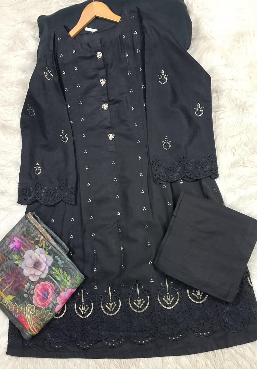 3 PIECE - EMBROIDERED LAWN SUIT