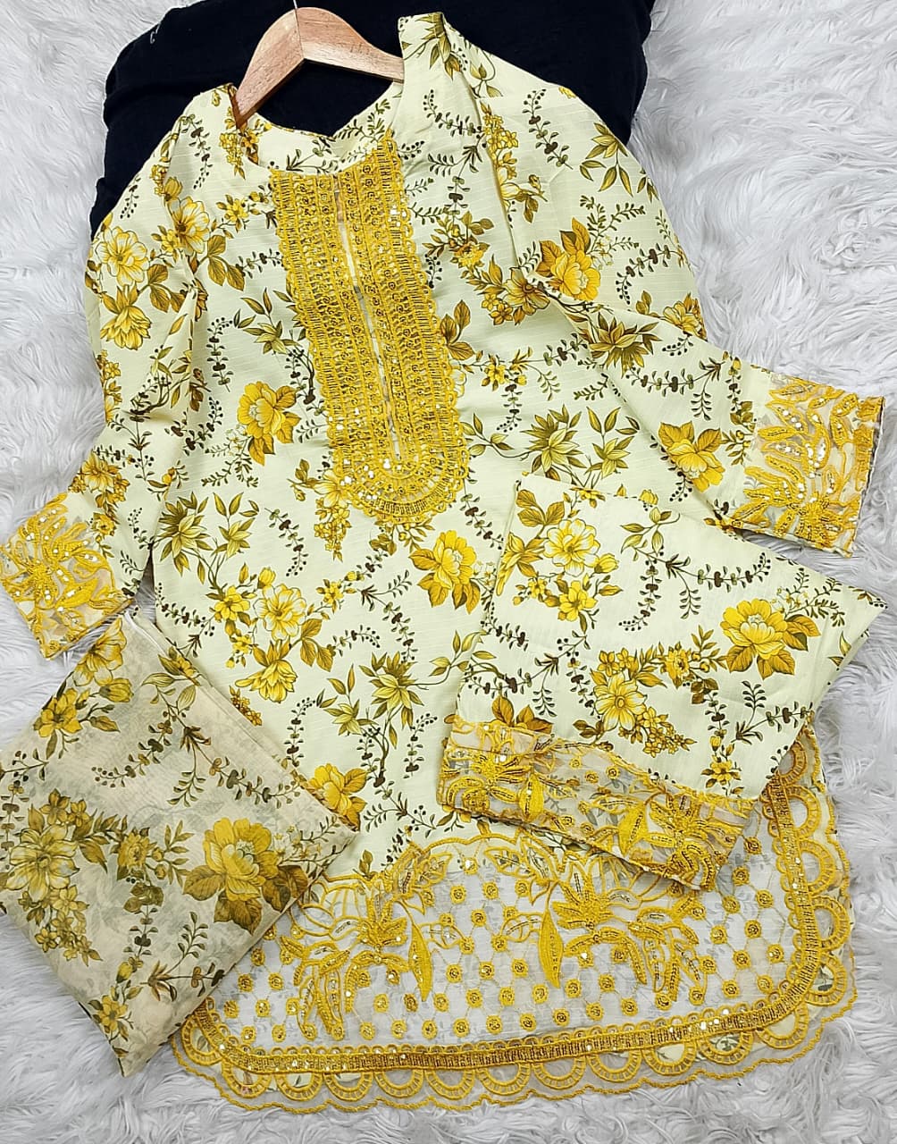 3 PIECE - EMBROIDERED LAWN SUIT