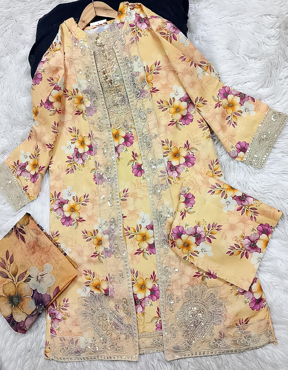 3 PIECE - EMBROIDERED LAWN SUIT
