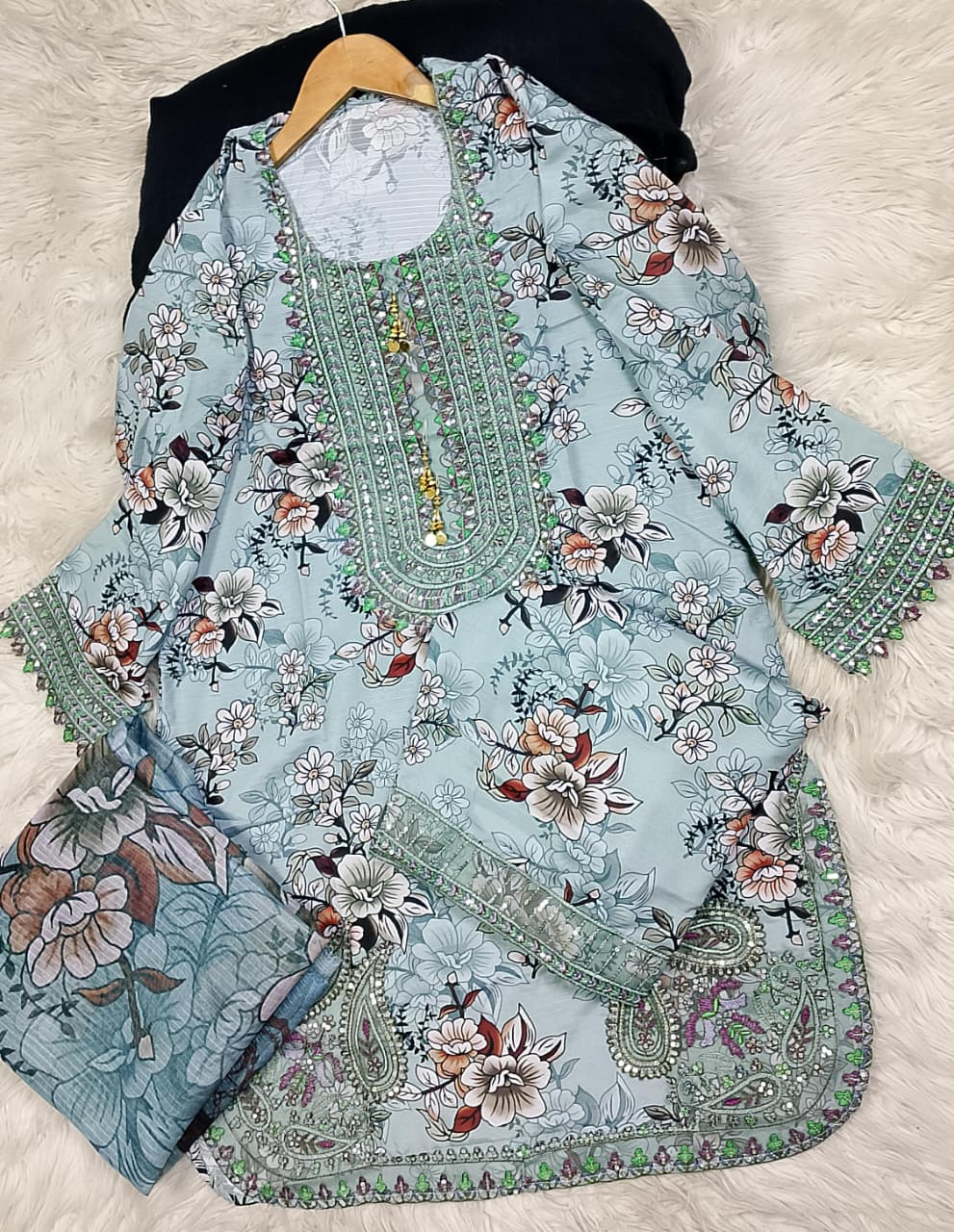 3 PIECE - EMBROIDERED LAWN SUIT