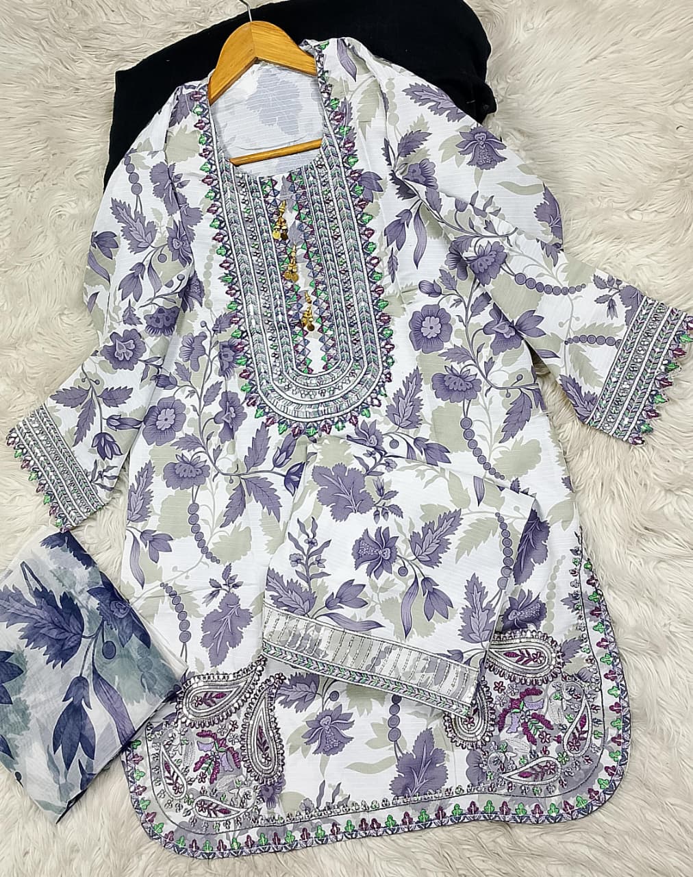 3 PIECE - EMBROIDERED LAWN SUIT