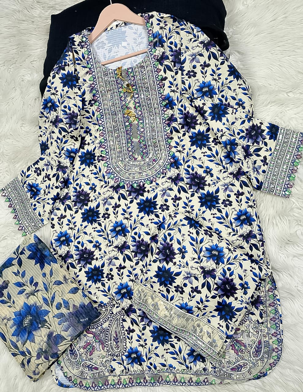 3 PIECE - EMBROIDERED LAWN SUIT