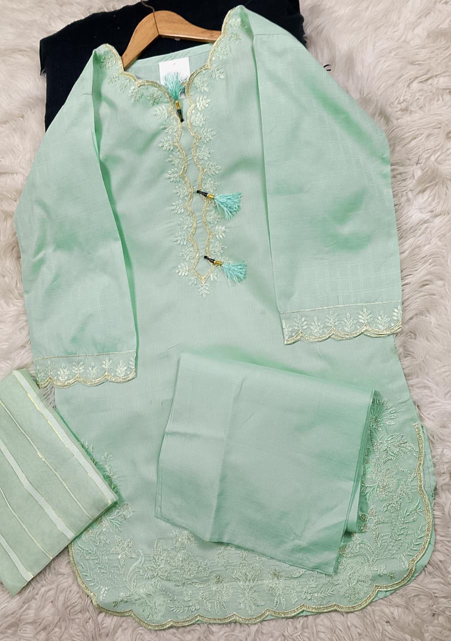 3 PIECE - EMBROIDERED LAWN SUIT