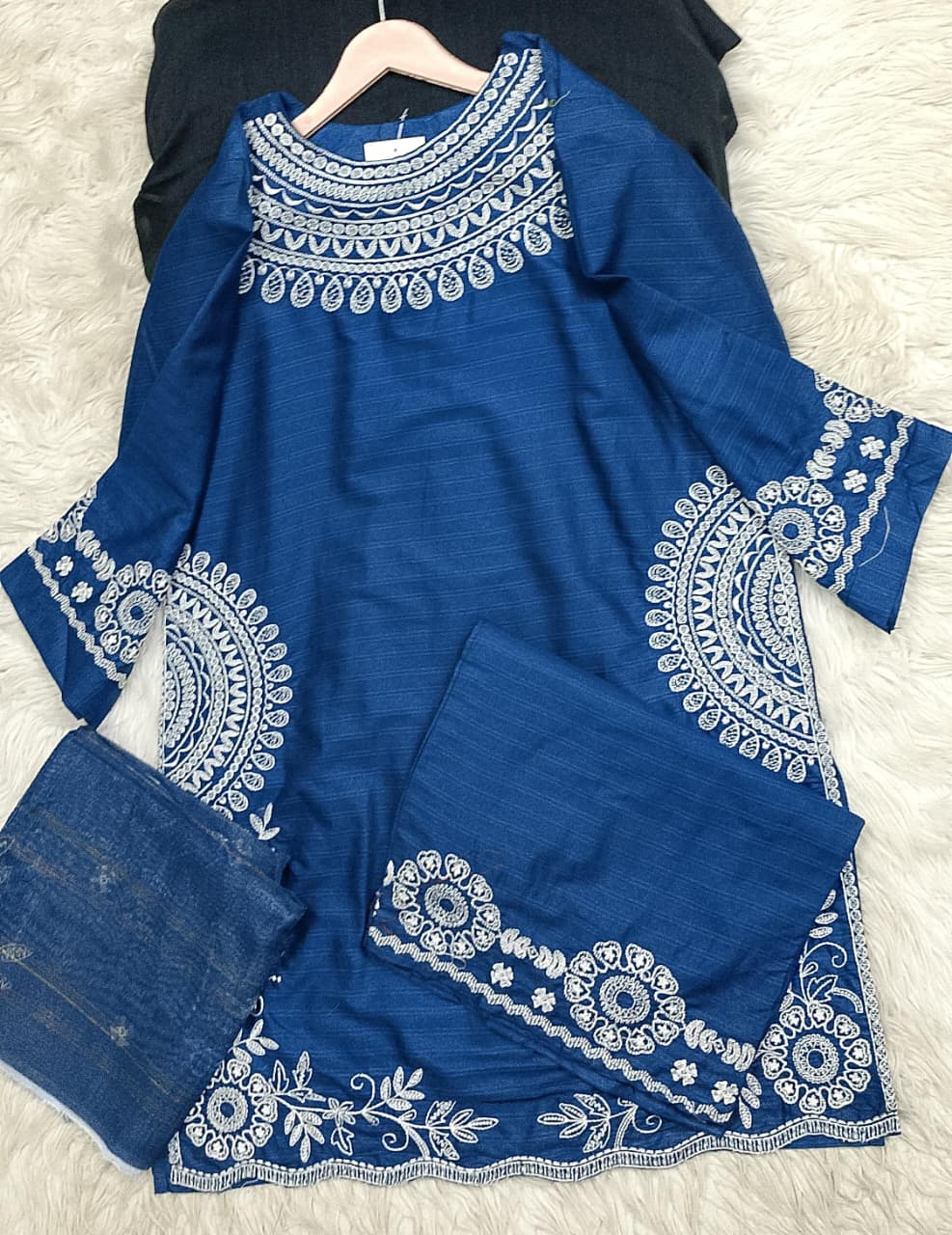 3 PIECE - EMBROIDERED LAWN SUIT