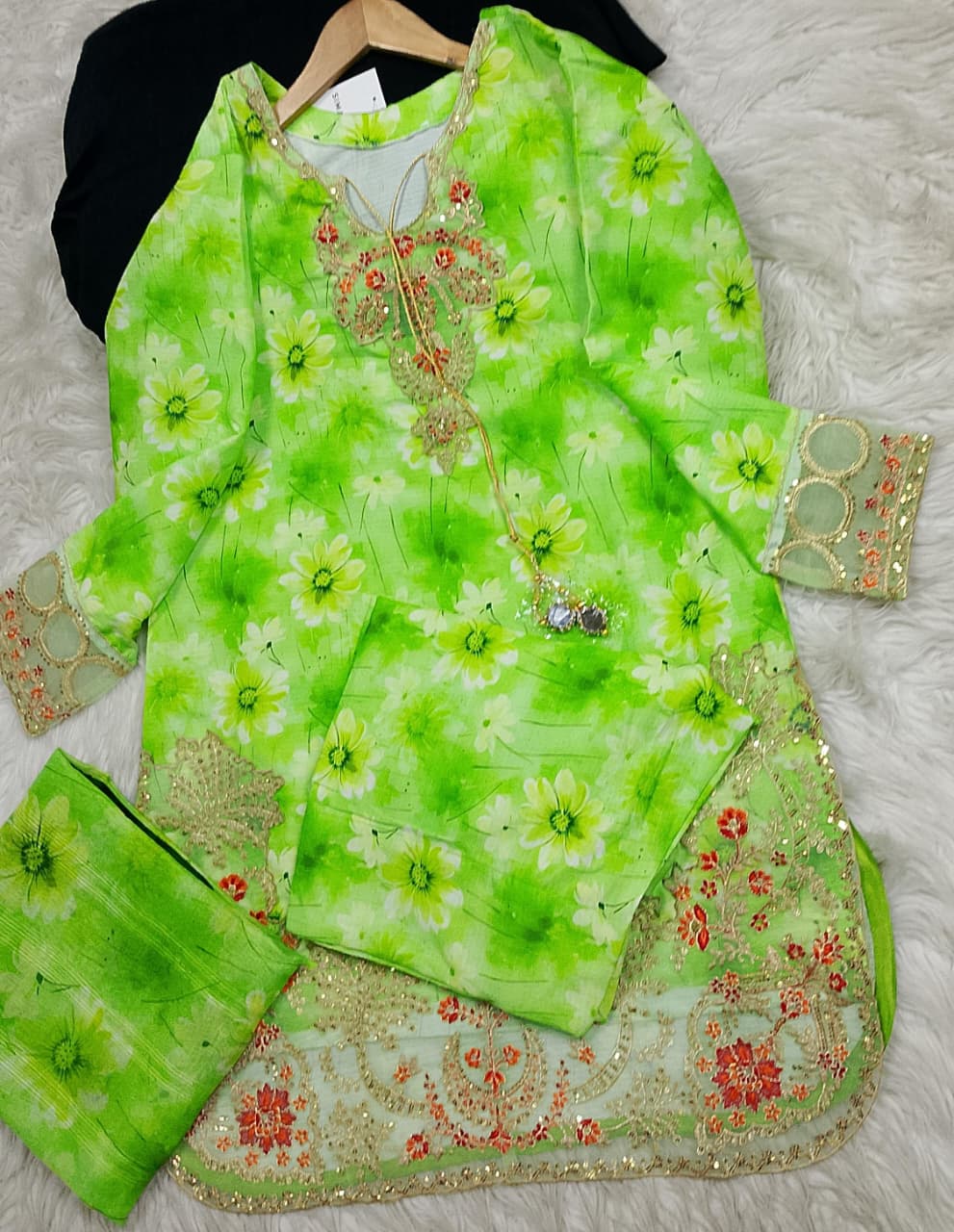 3 PIECE - EMBROIDERED LAWN SUIT