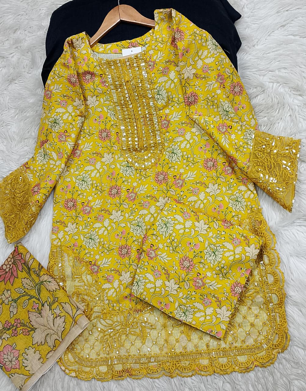 3 PIECE - EMBROIDERED LAWN SUIT
