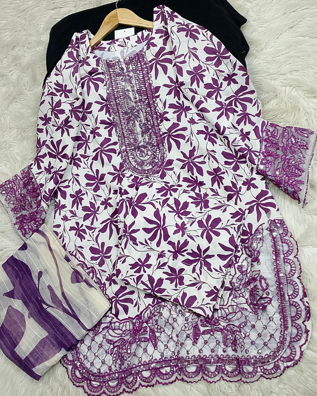3 PIECE - EMBROIDERED LAWN SUIT