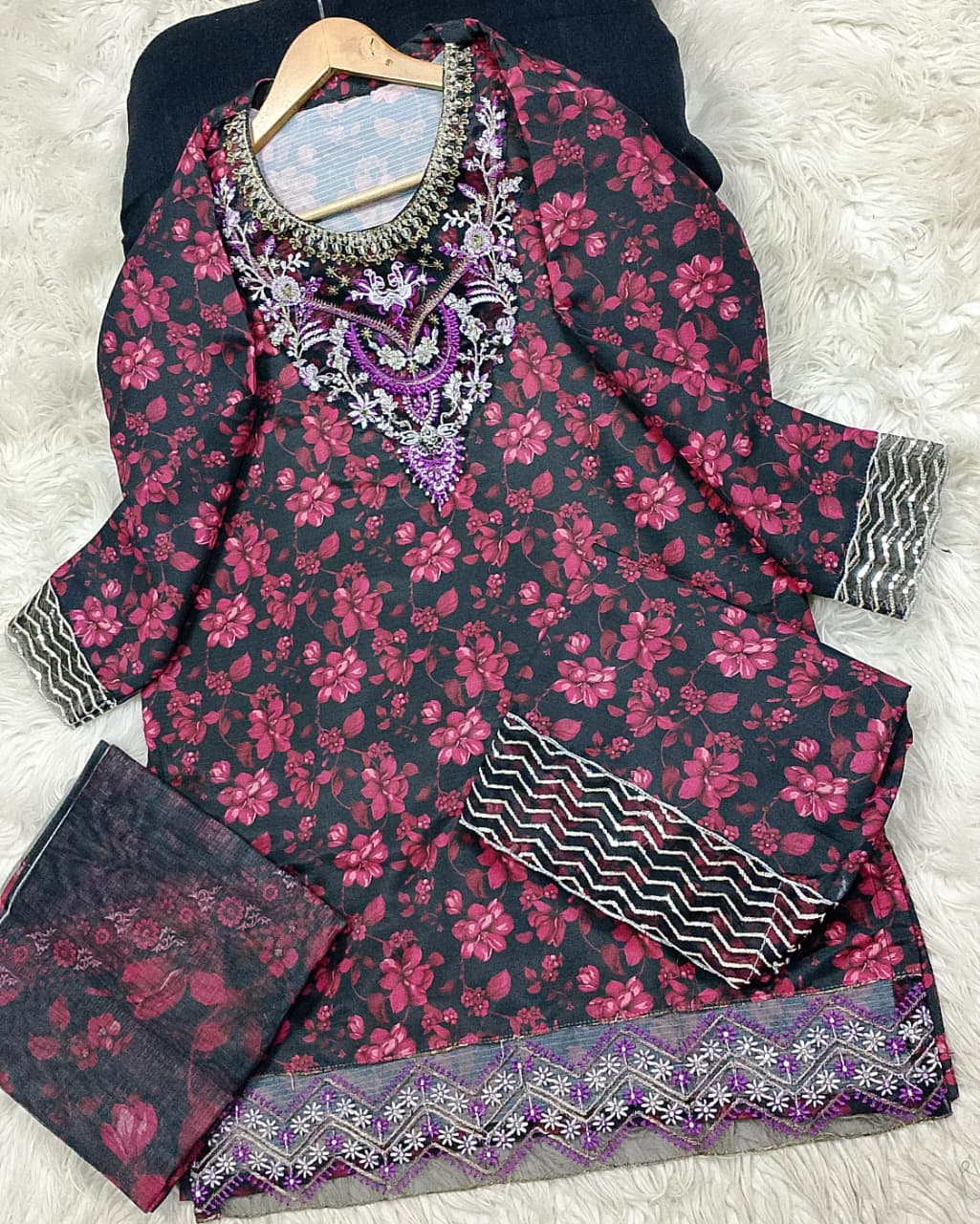 3 PIECE - EMBROIDERED LAWN SUIT