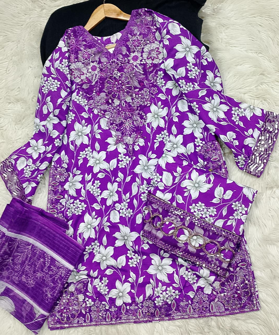 3 PIECE - EMBROIDERED LAWN SUIT