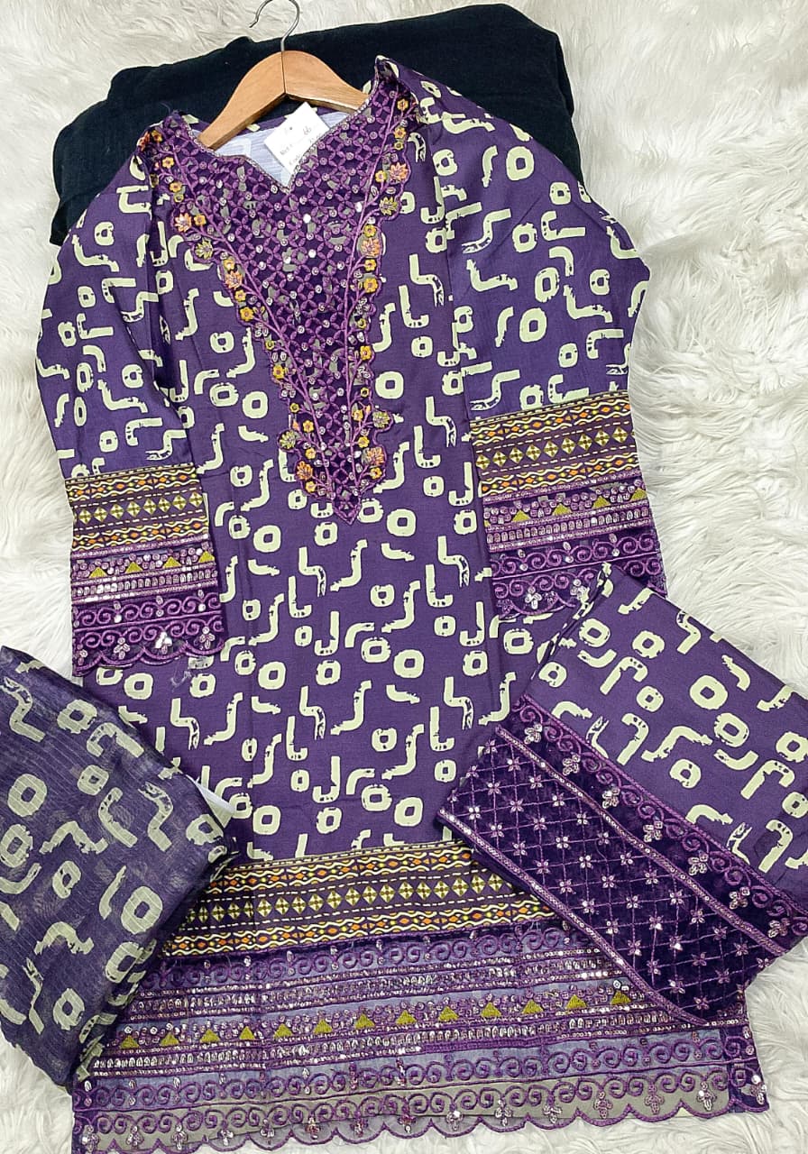 3 PIECE - EMBROIDERED LAWN SUIT
