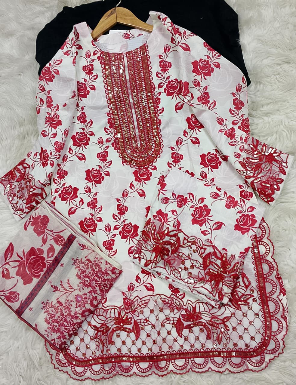 3 PIECE - EMBROIDERED LAWN SUIT
