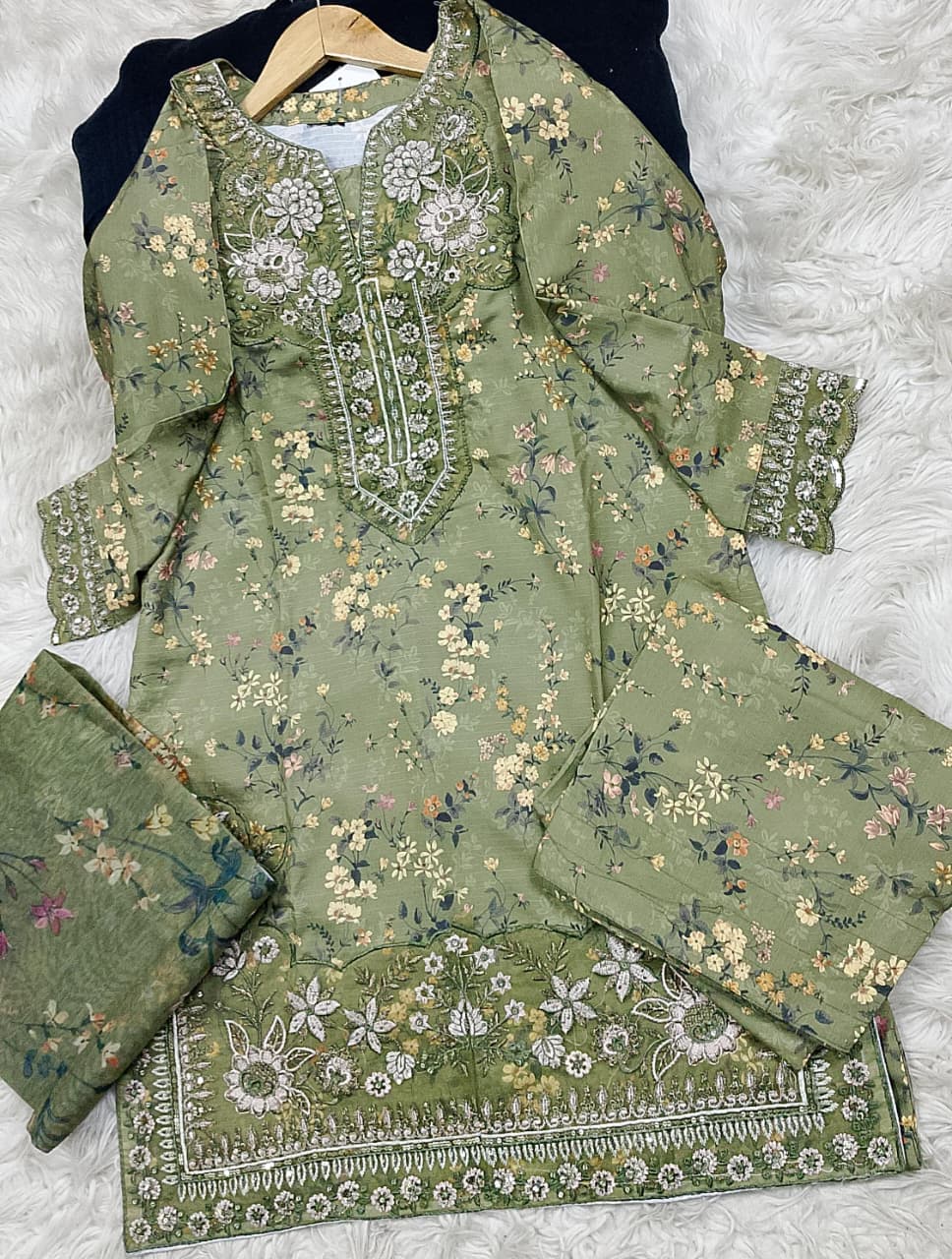3 PIECE - EMBROIDERED LAWN SUIT