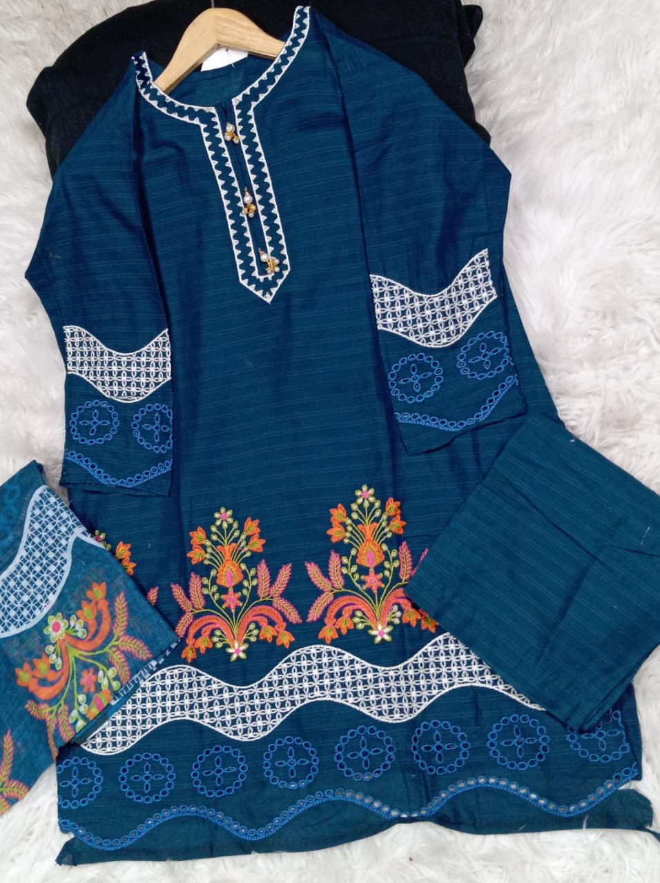 3 PIECE - EMBROIDERED LAWN SUIT