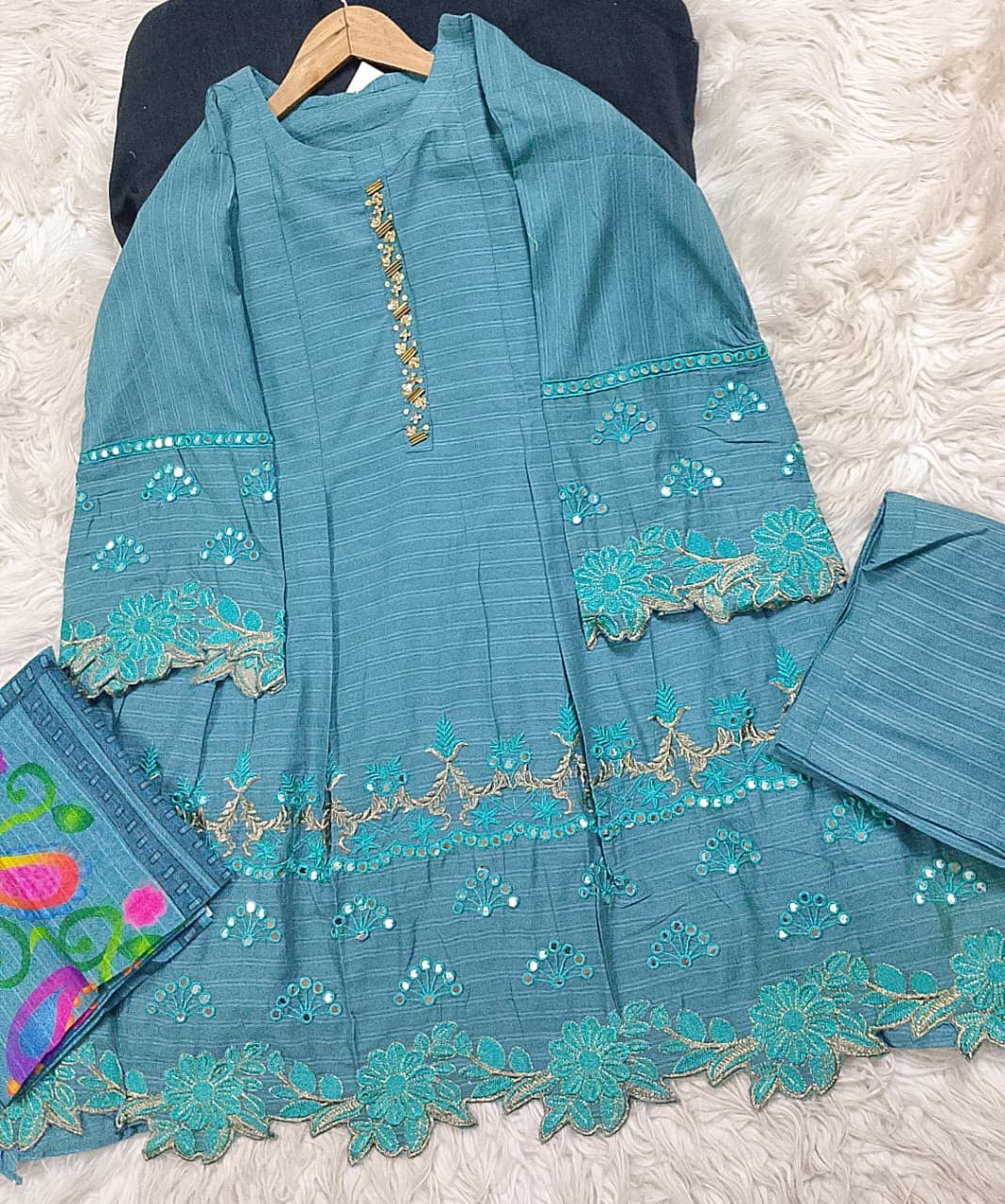 3 PIECE - EMBROIDERED LAWN SUIT