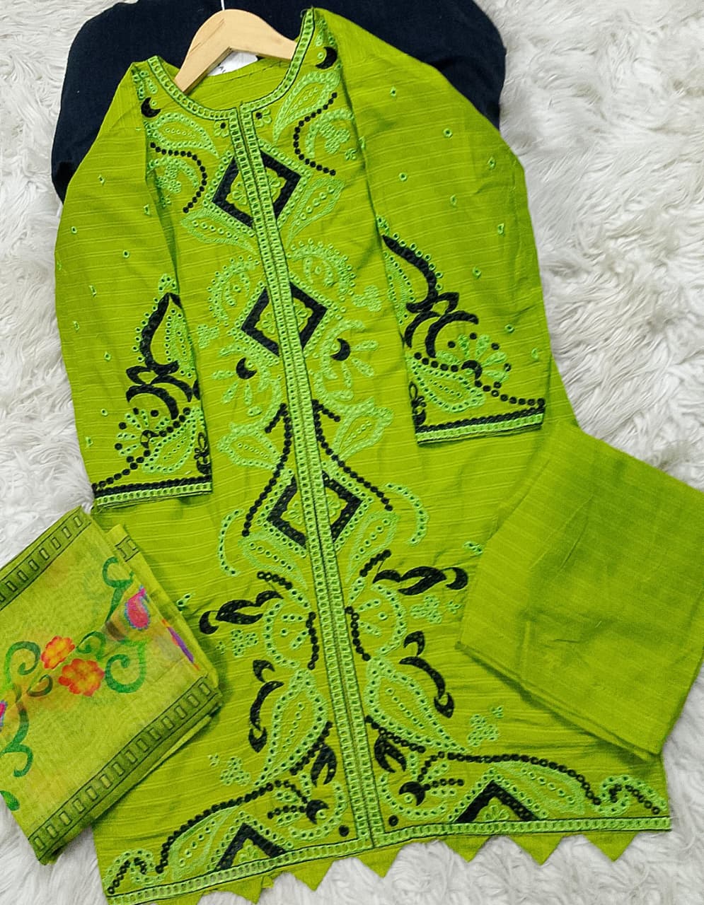 3 PIECE - EMBROIDERED LAWN SUIT