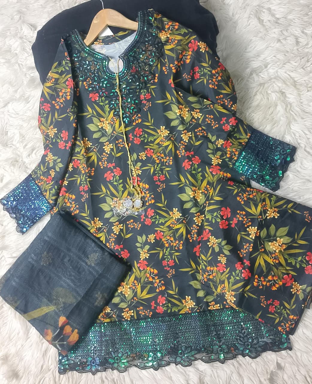 3 PIECE - EMBROIDERED LAWN SUIT