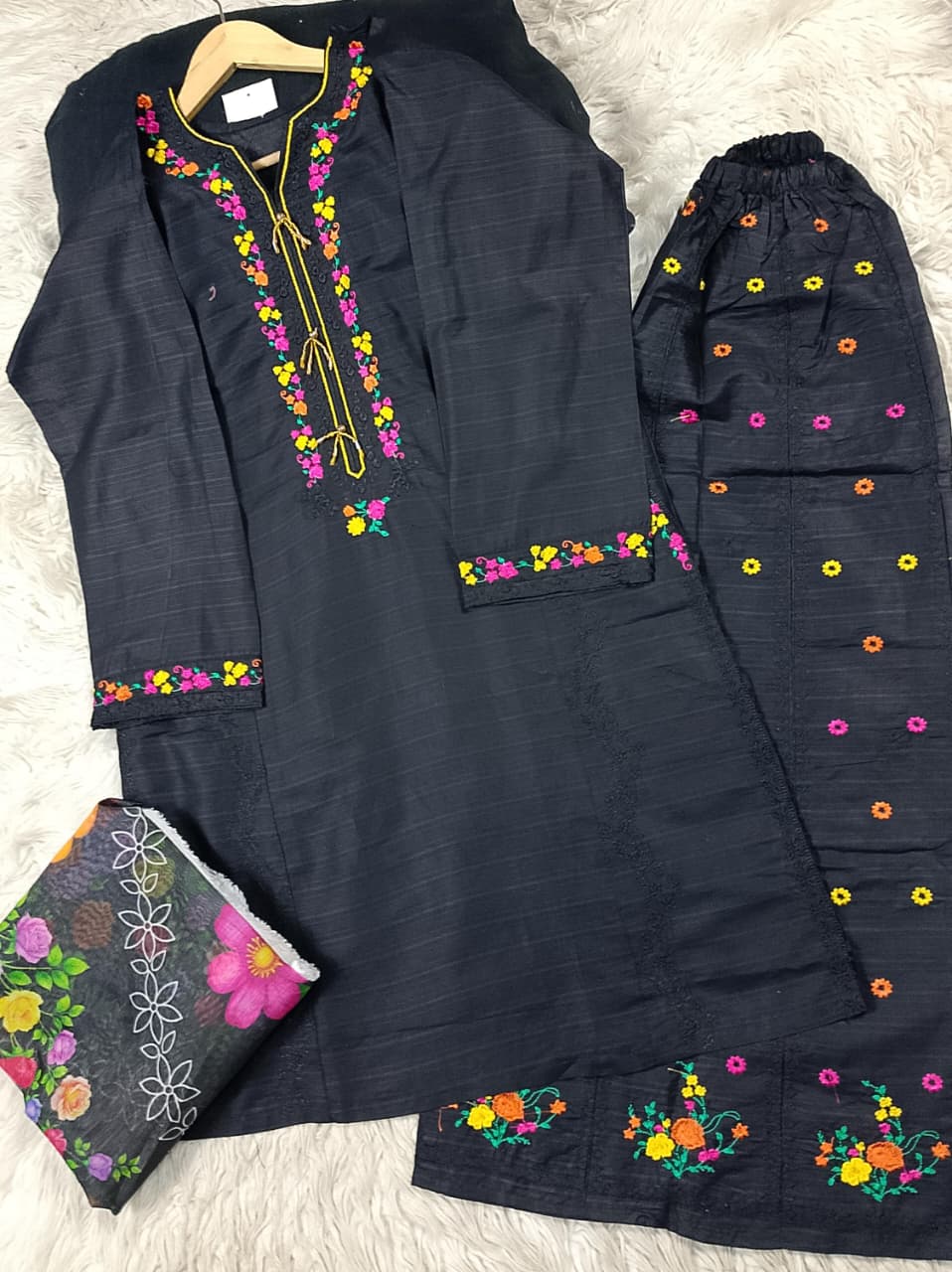 3 PIECE - EMBROIDERED LAWN SUIT
