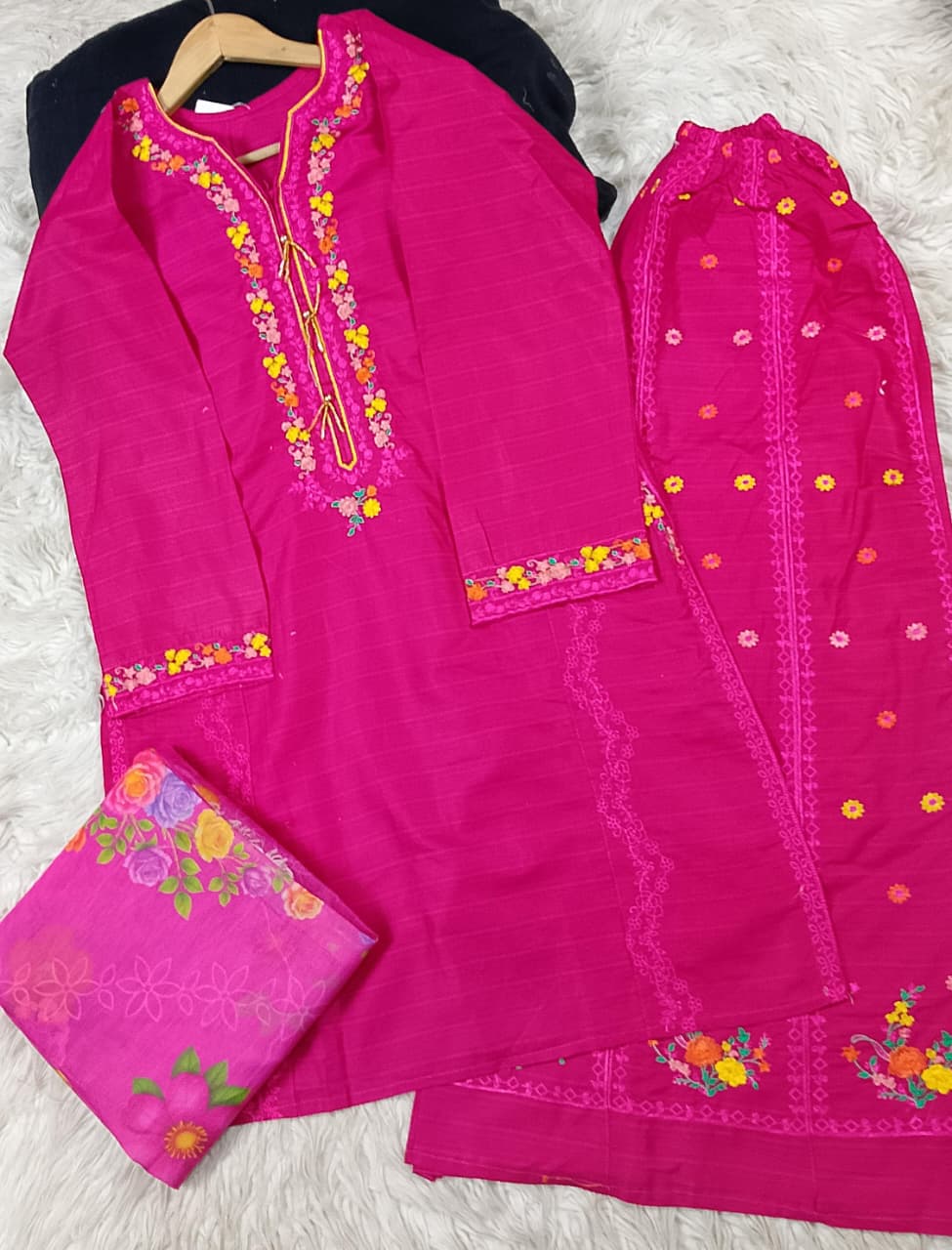 3 PIECE - EMBROIDERED LAWN SUIT