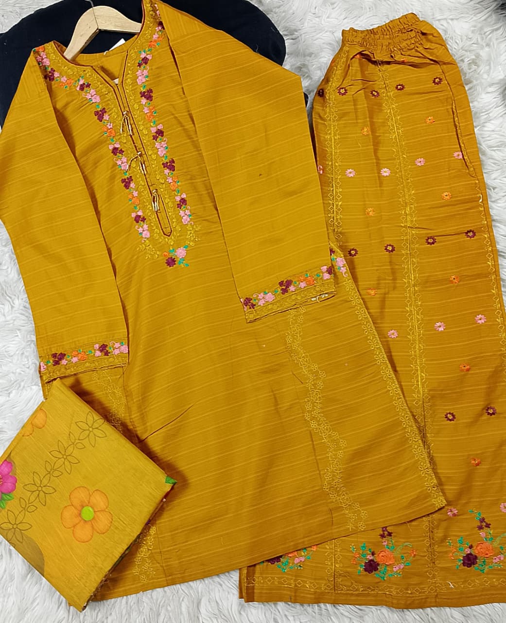 3 PIECE - EMBROIDERED LAWN SUIT