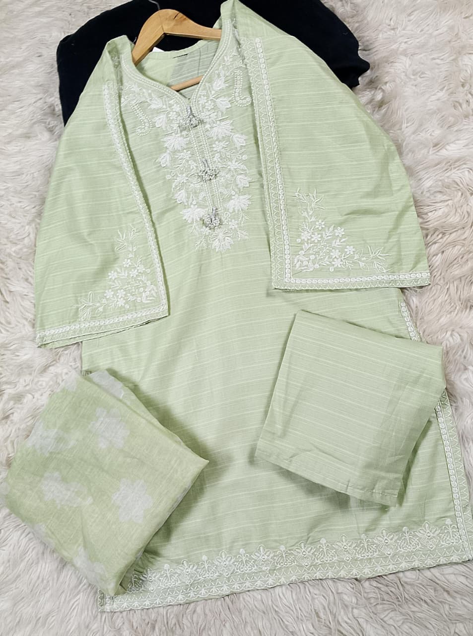 3 PIECE - EMBROIDERED LAWN SUIT