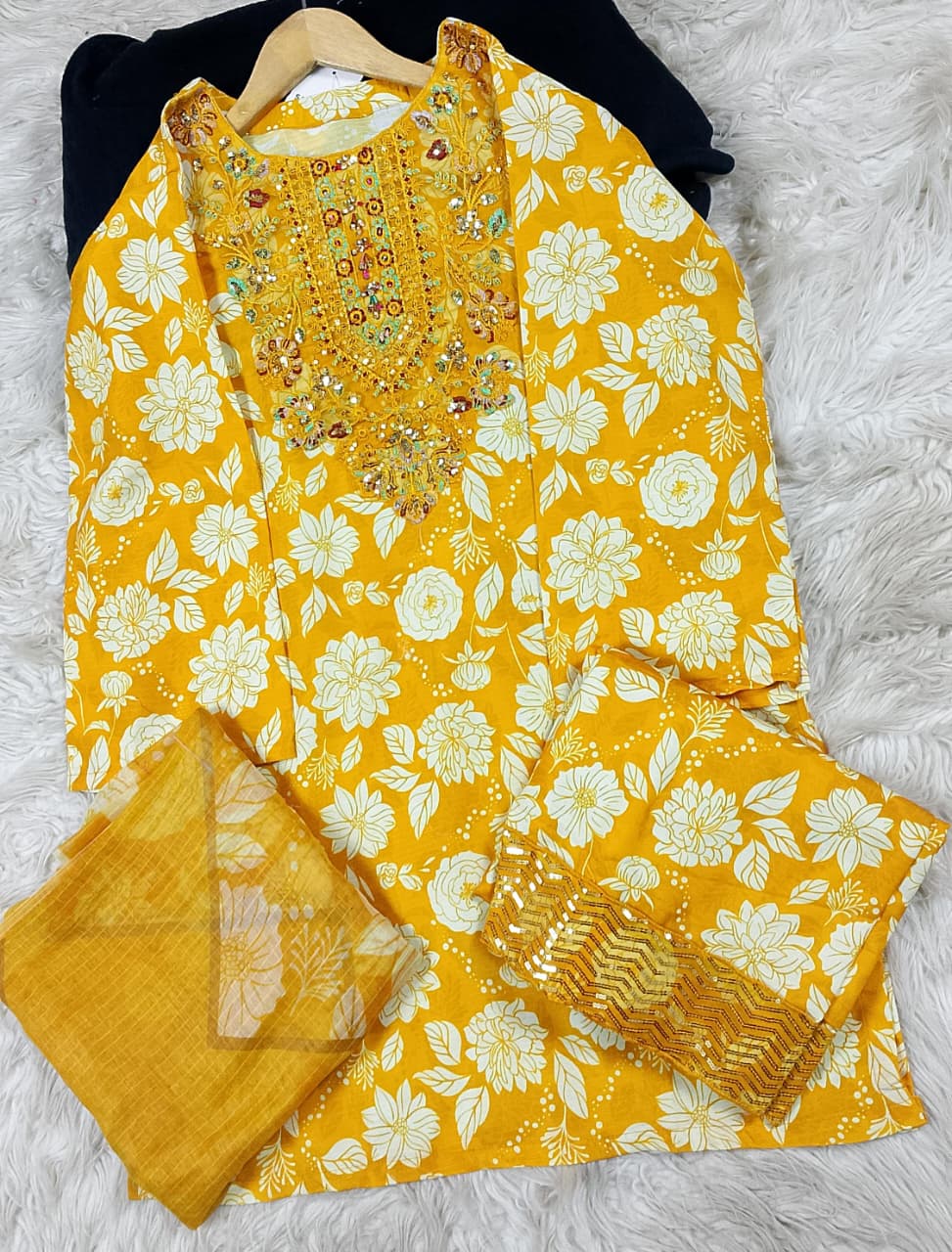 3 PIECE - EMBROIDERED LAWN SUIT