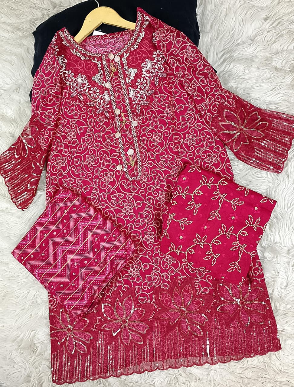 3 PIECE - EMBROIDERED LAWN SUIT