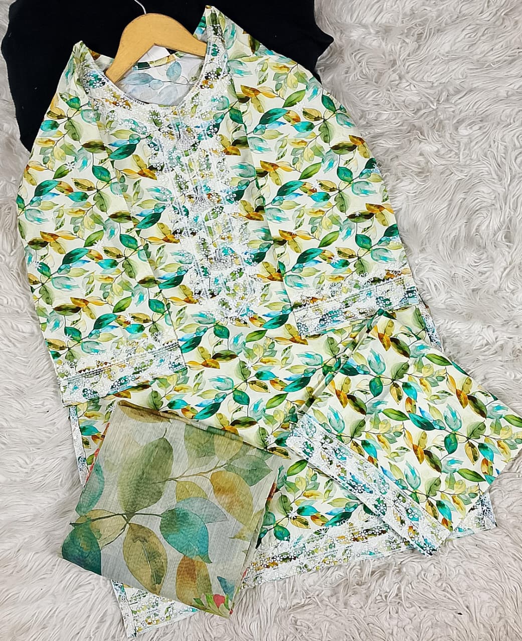 3 PIECE - EMBROIDERED LAWN SUIT