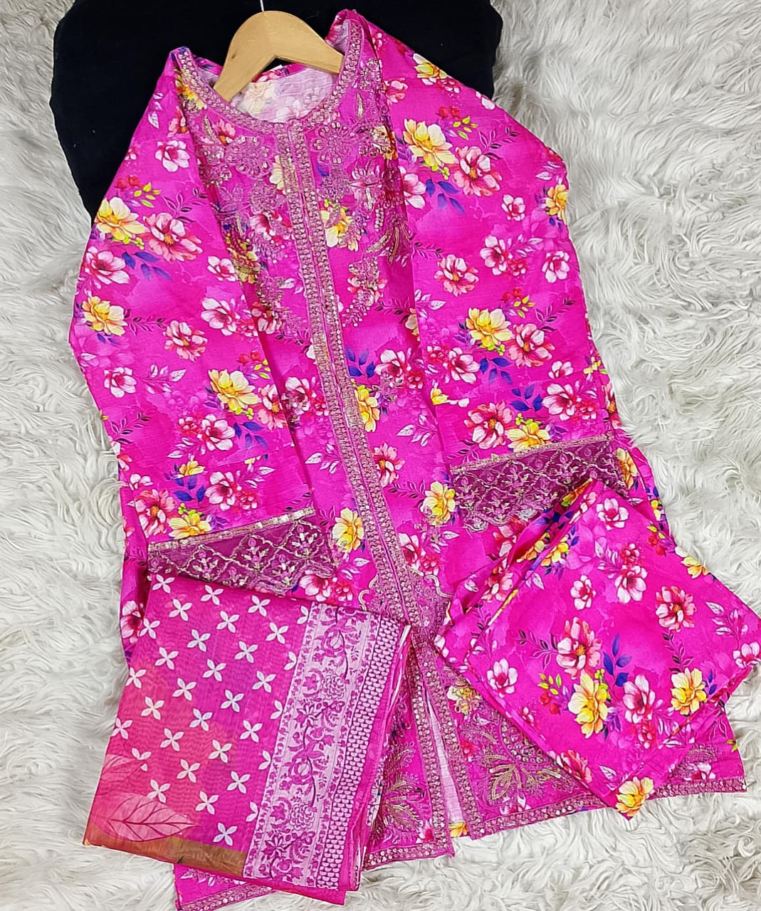 3 PIECE - EMBROIDERED LAWN SUIT