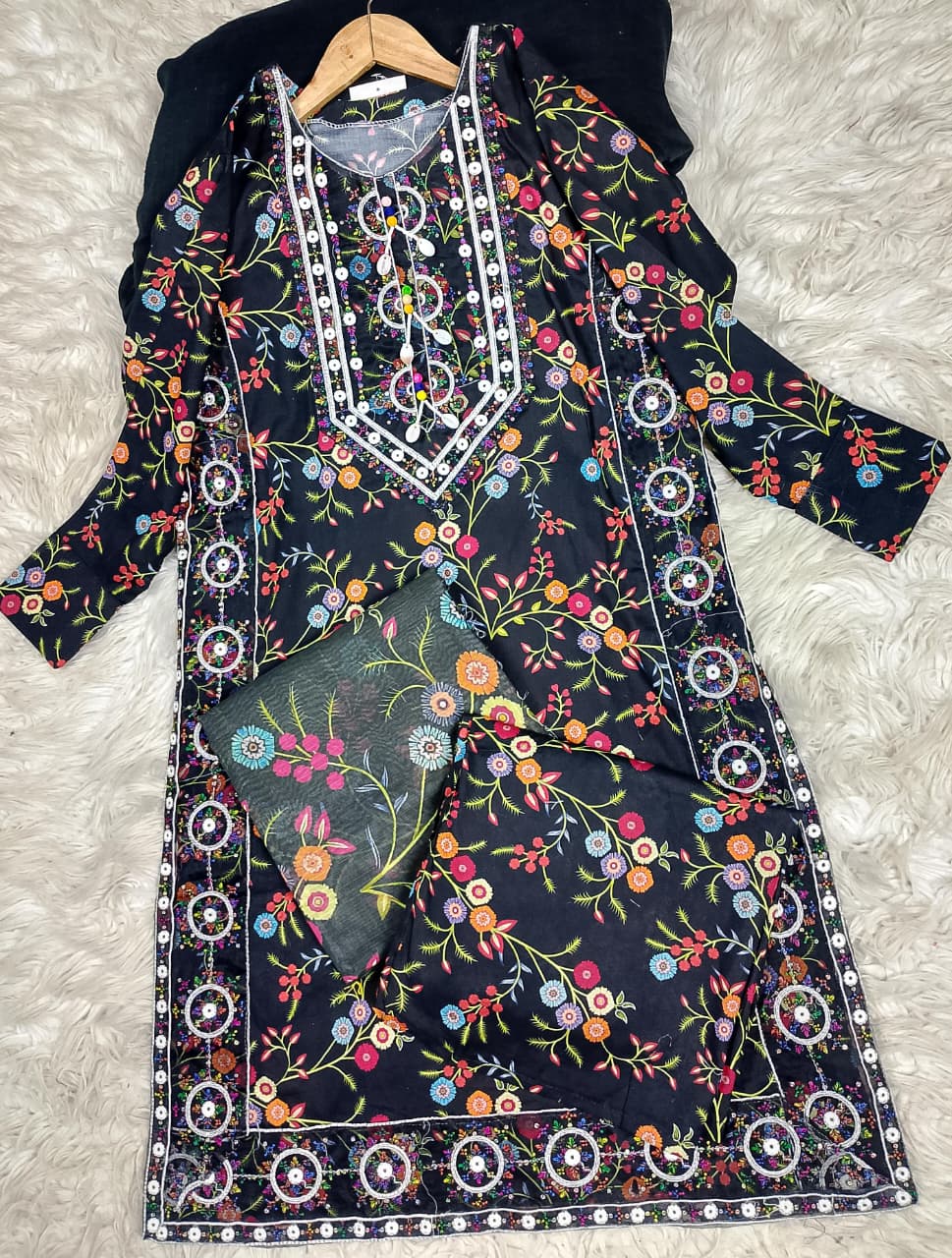 3 PIECE - EMBROIDERED LAWN SUIT