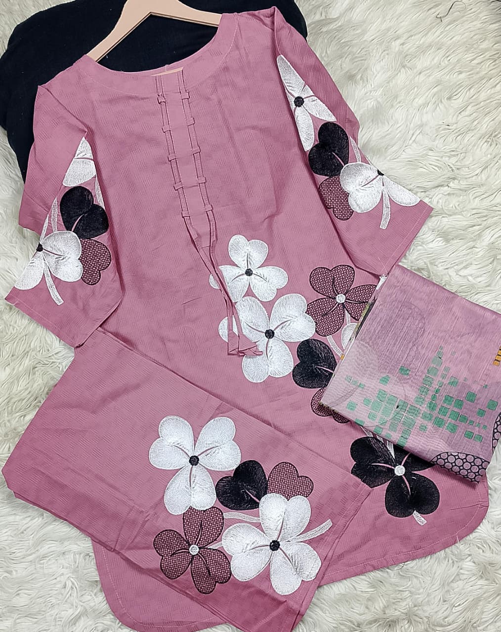 3 PIECE - EMBROIDERED LAWN SUIT